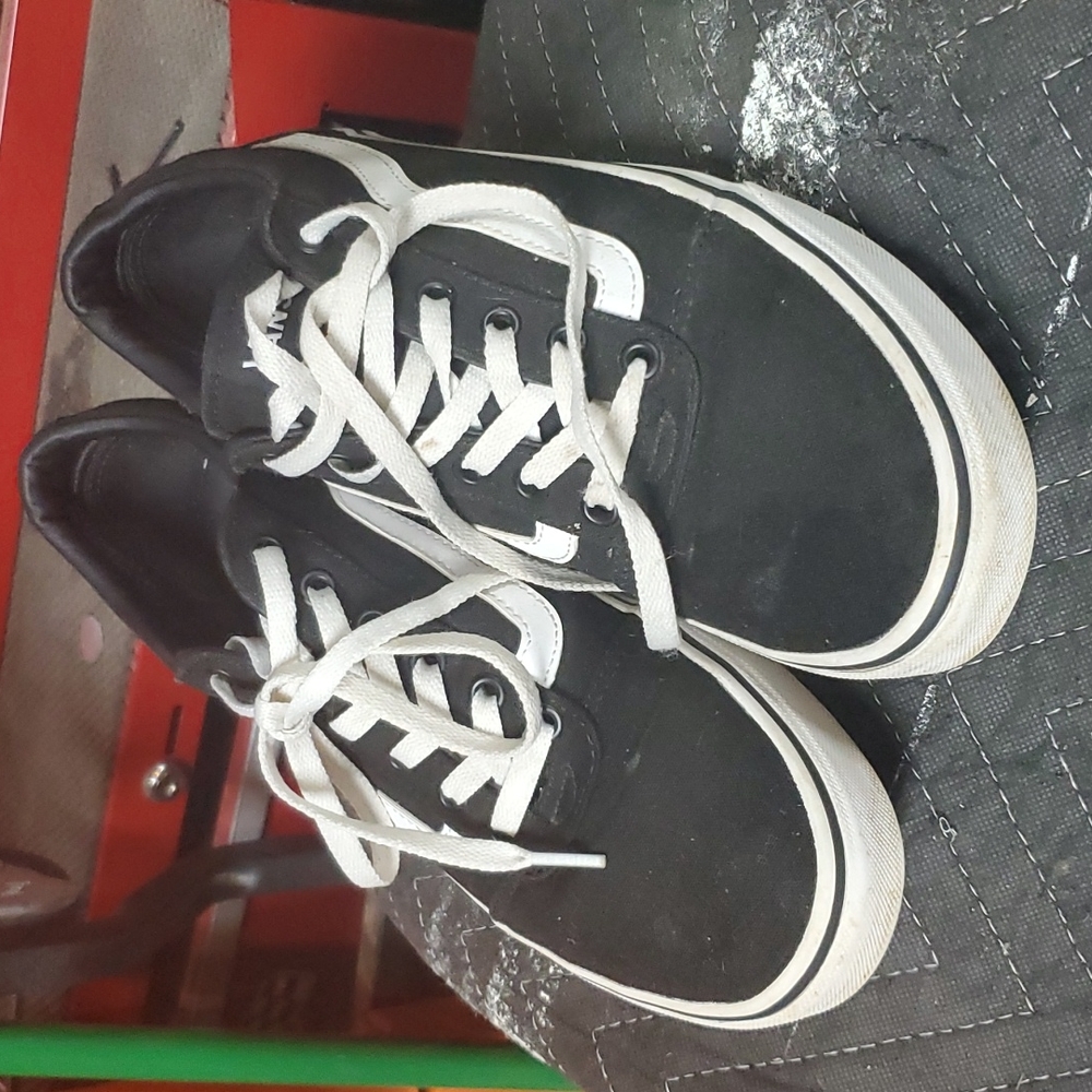 Vans Old Skool Black & White Sneakers